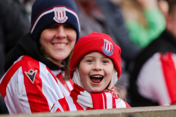 EFL-Marks-20-Seasons-of-Family-Excellence-scaled.jpg