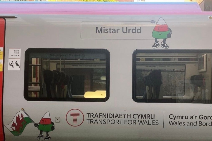 Mr-Urdd-Train-3_cropped.jpg
